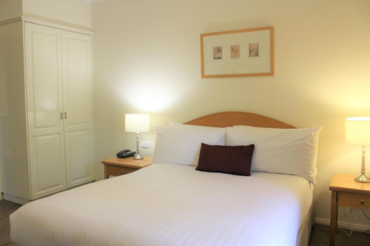 Carlyle Suites & Apartments Wagga Wagga Εξωτερικό φωτογραφία