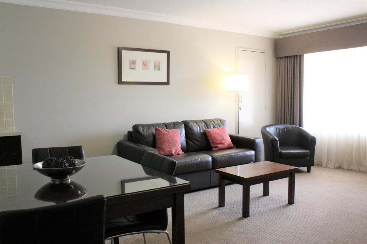 Carlyle Suites & Apartments Wagga Wagga Εξωτερικό φωτογραφία