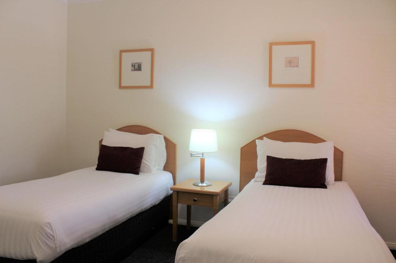 Carlyle Suites & Apartments Wagga Wagga Εξωτερικό φωτογραφία