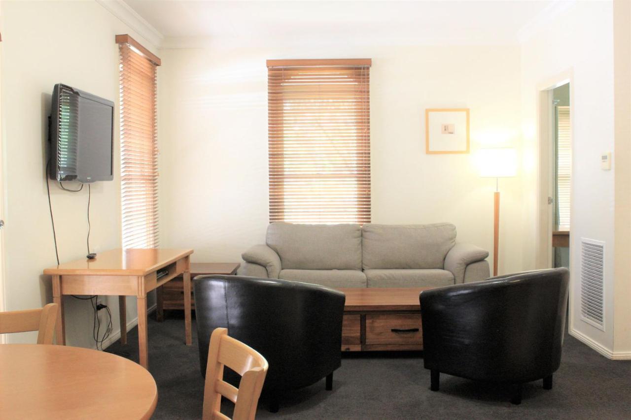 Carlyle Suites & Apartments Wagga Wagga Εξωτερικό φωτογραφία