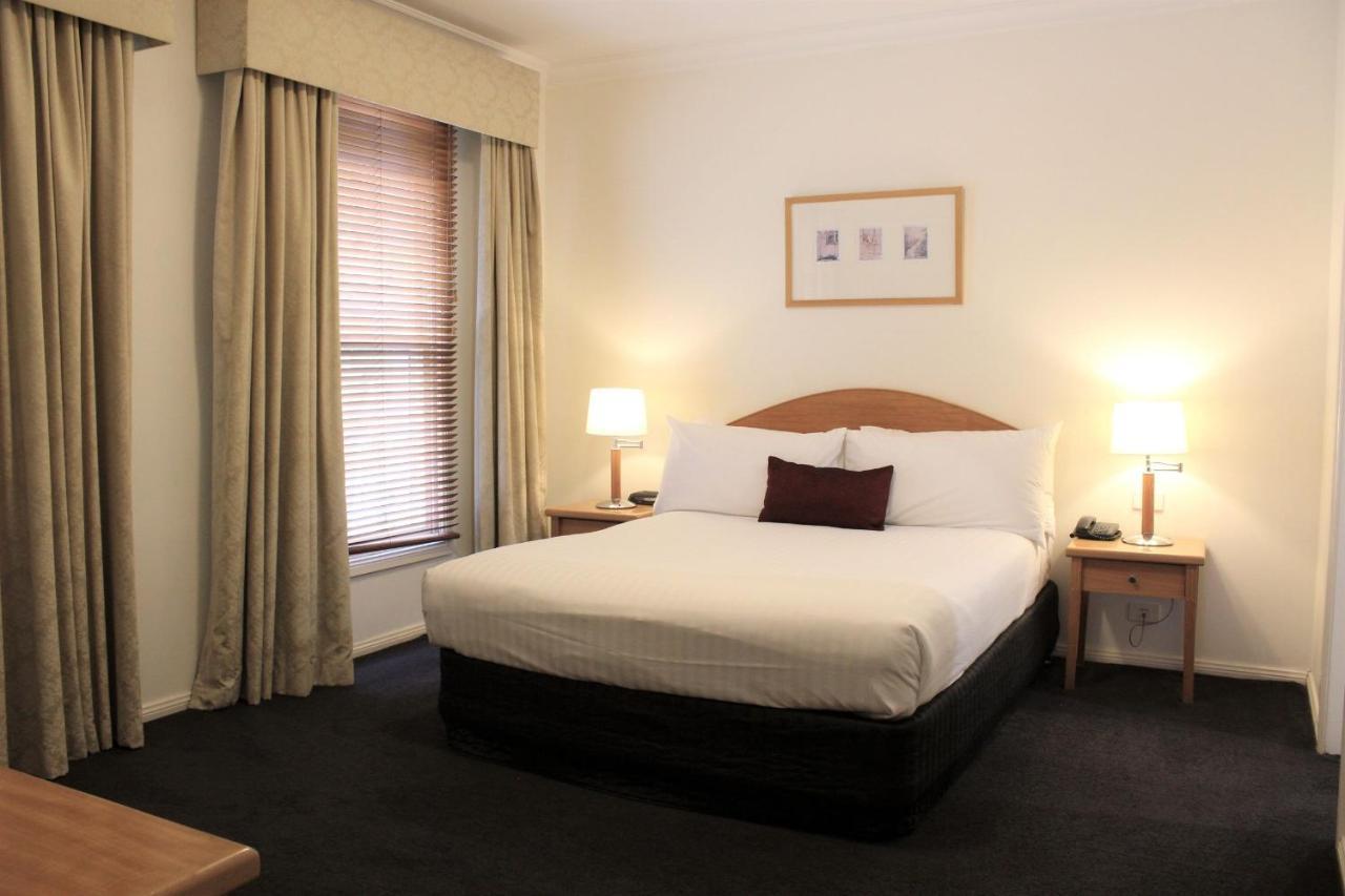 Carlyle Suites & Apartments Wagga Wagga Εξωτερικό φωτογραφία