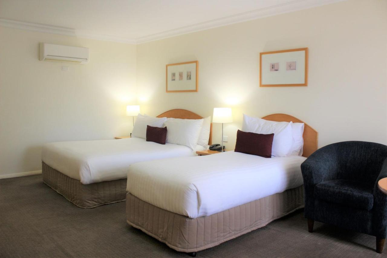 Carlyle Suites & Apartments Wagga Wagga Εξωτερικό φωτογραφία