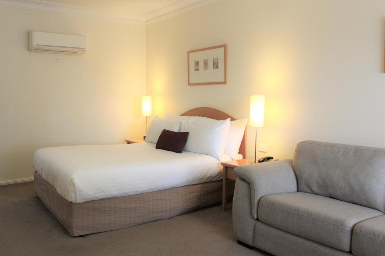 Carlyle Suites & Apartments Wagga Wagga Εξωτερικό φωτογραφία