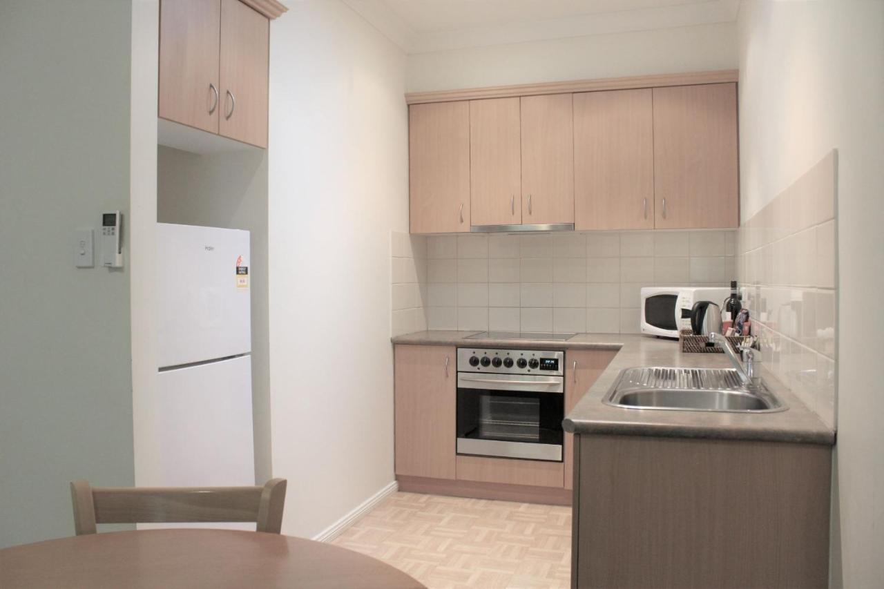 Carlyle Suites & Apartments Wagga Wagga Εξωτερικό φωτογραφία