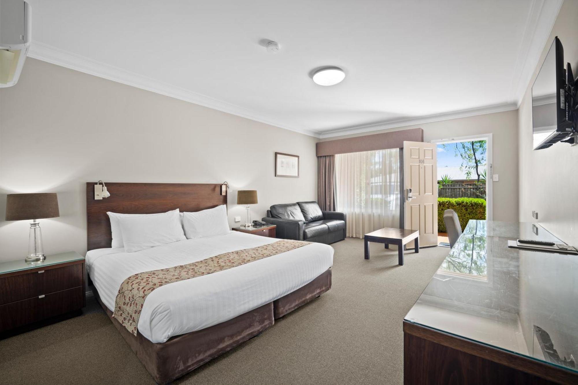 Carlyle Suites & Apartments Wagga Wagga Εξωτερικό φωτογραφία