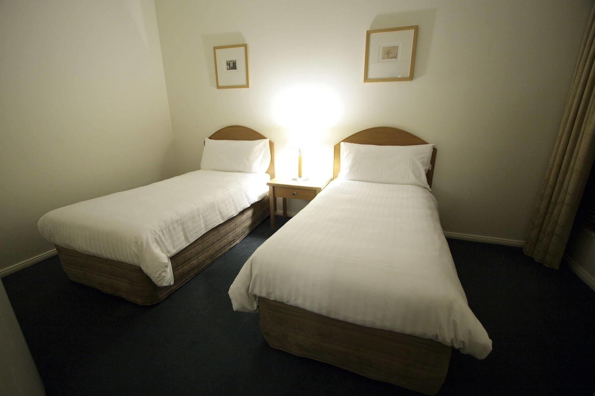 Carlyle Suites & Apartments Wagga Wagga Εξωτερικό φωτογραφία
