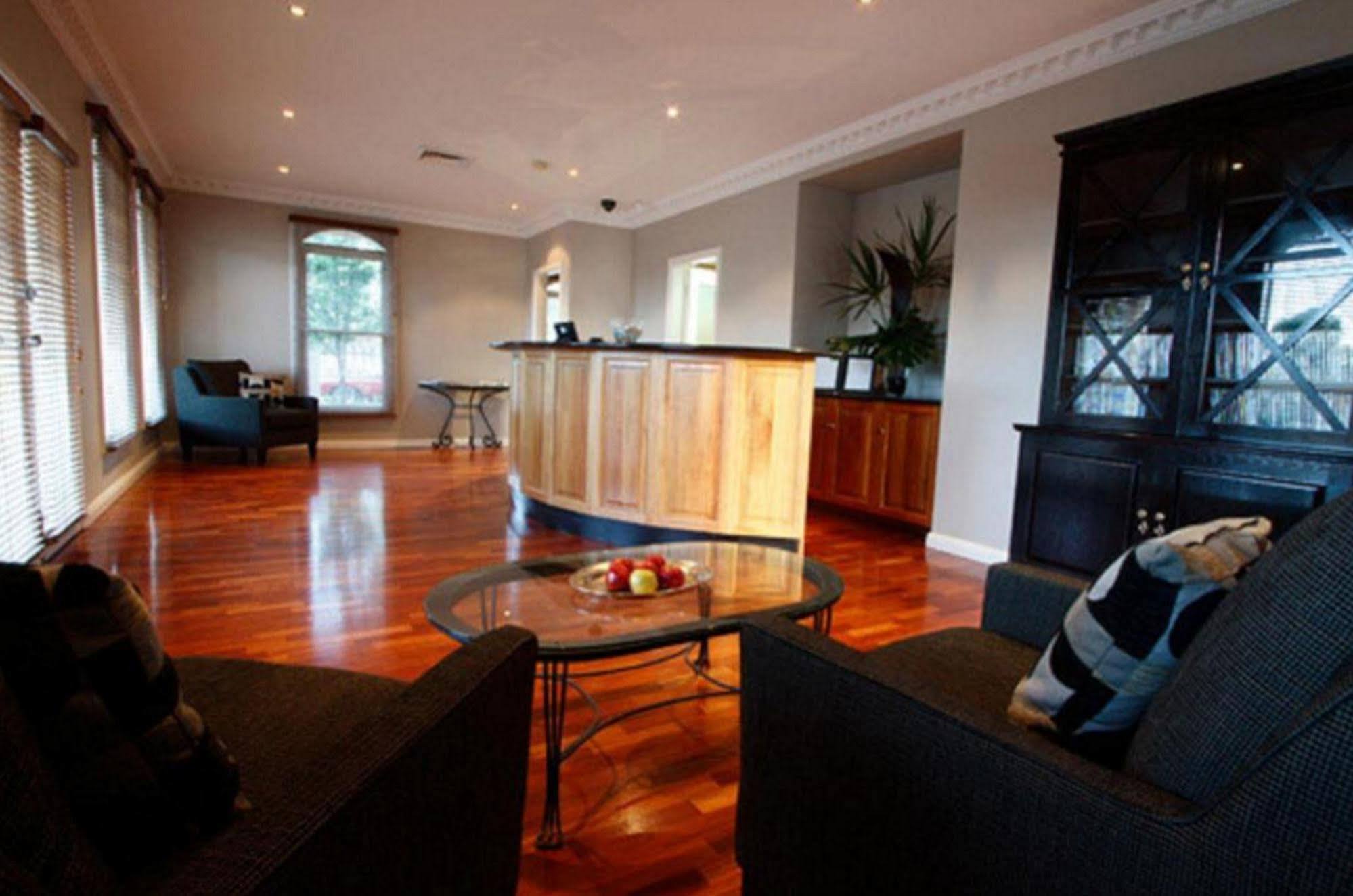 Carlyle Suites & Apartments Wagga Wagga Εξωτερικό φωτογραφία